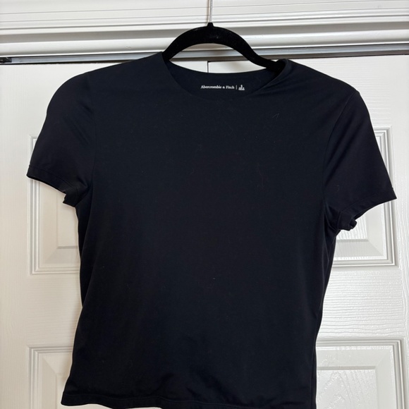 Abercrombie & Fitch Soft Matte Seamless Baby Tee - Picture 4 of 5